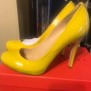 Ivanka Trump “Pinkish” pumps.